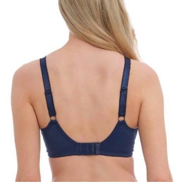 ππ½ββοΈ BUNDLE: ALL 30-DDDD/G BRAS (non-swim) - $210 VALUE!! - Picture 6 of 14